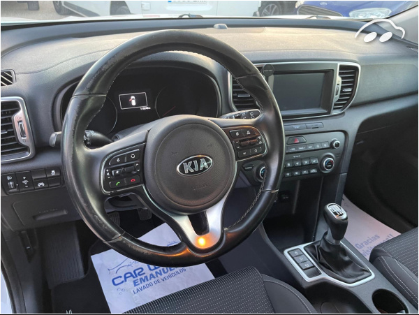 Kia Sportage  4