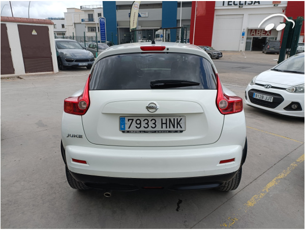 Nissan Juke 1.6 Acenta 5