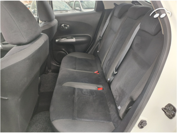 Nissan Juke 1.6 Acenta 10