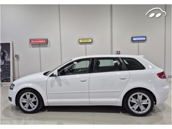 Audi A3 Sportback 4