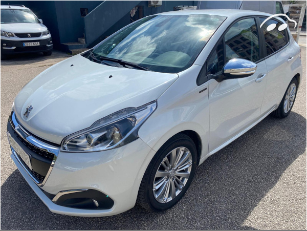 Peugeot 208 1.2 SIGNATURE  3