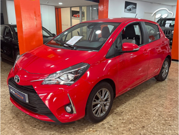 Toyota Yaris 1.0 ADVANCE  3