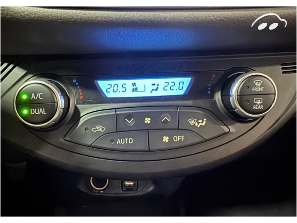 Toyota Yaris 1.0 ADVANCE  12