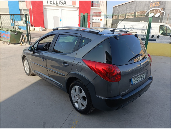 Peugeot 207 SW 1.6 HDI OutDoor 4