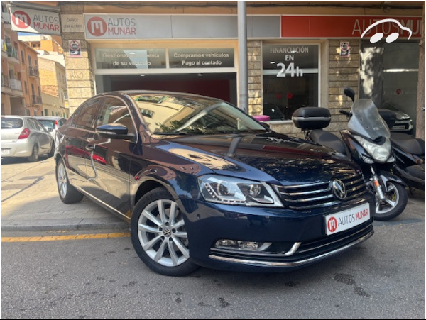 Volkswagen Passat  1
