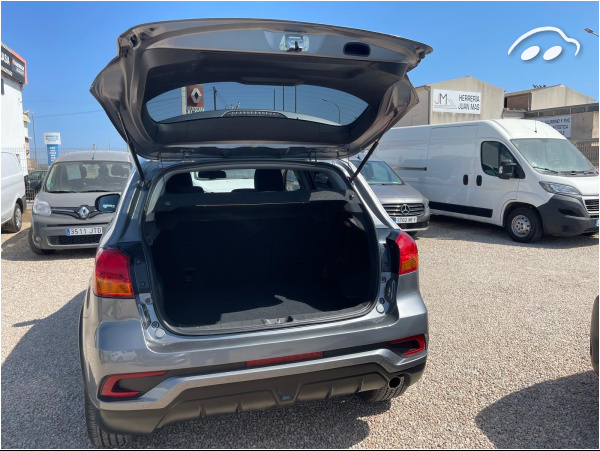 Mitsubishi Asx  9