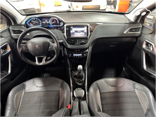 Peugeot 2008 1.6 EHDI ALLURE  10