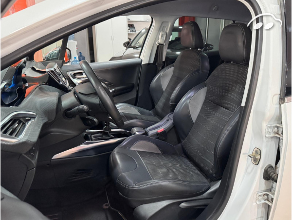 Peugeot 2008 1.6 EHDI ALLURE  8
