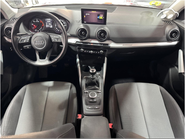 Audi Q2 1.6 SPORT 12