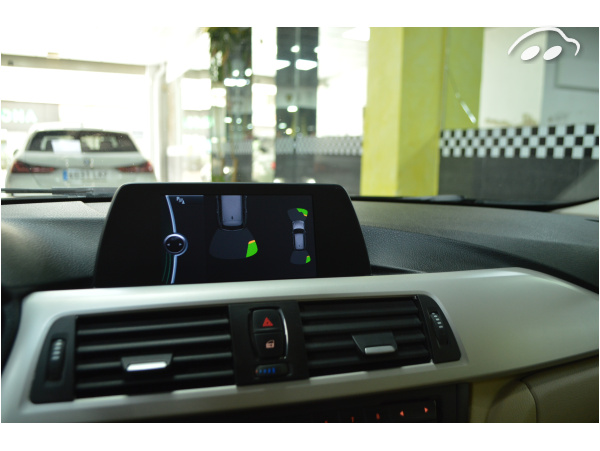 Bmw 320 D Touring EFFICIENT DYNAMICS 9