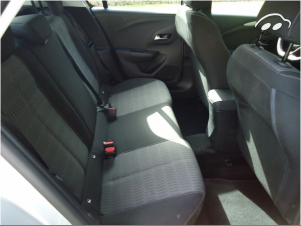 Opel Corsa 1.2 cc EDITION 5-P 9