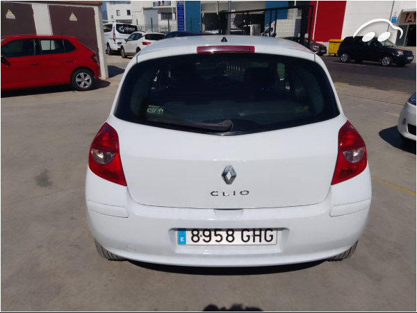 Renault Clio 1.2 5