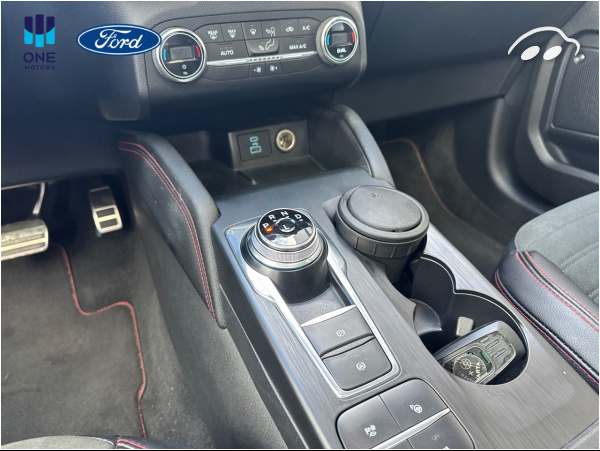 Ford Kuga ST LINE  10