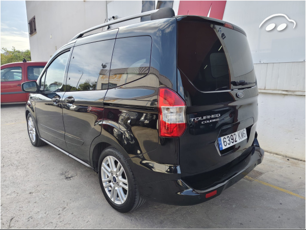 Ford Tourneo courier 1.0 6