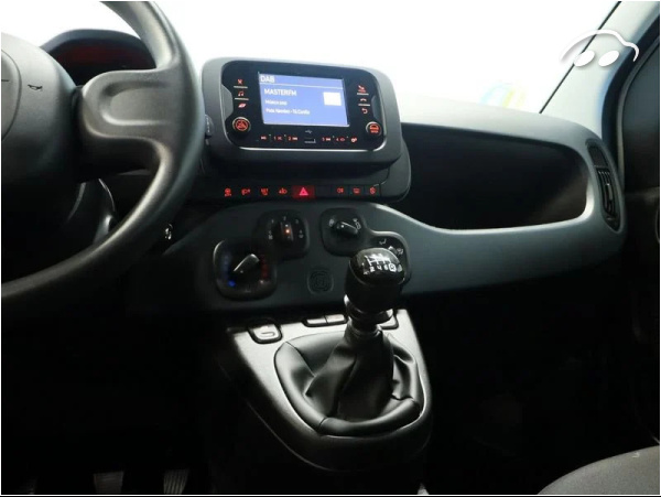 Fiat Panda 1.0 MHEV 70CV 5P 9