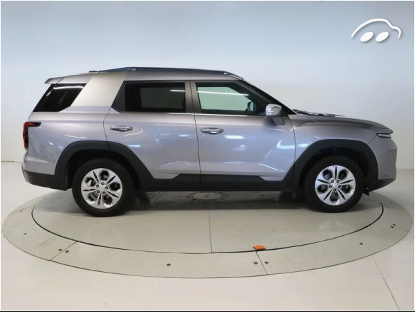 KGM Torres 1.5 G15T TREND 163CV 5P 9