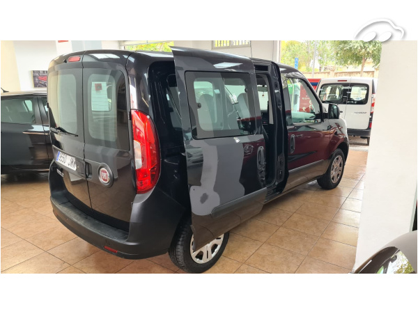 Fiat Doblo mixta 4
