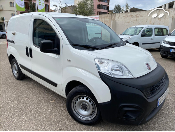 Fiat Fiorino CARGO 1.3 MJET 80CV ESTANTERIAS 1