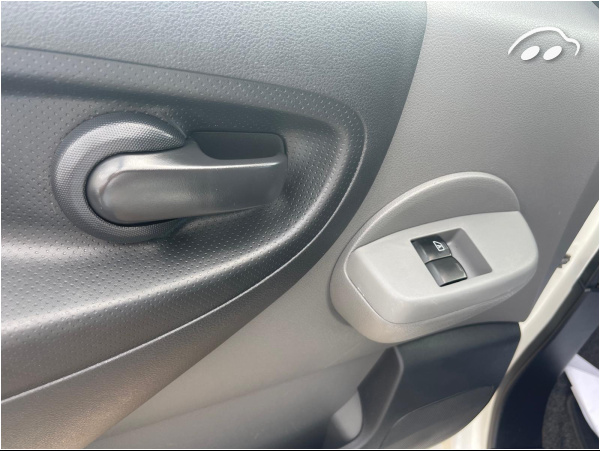 Nissan Nv200 FURGON  5