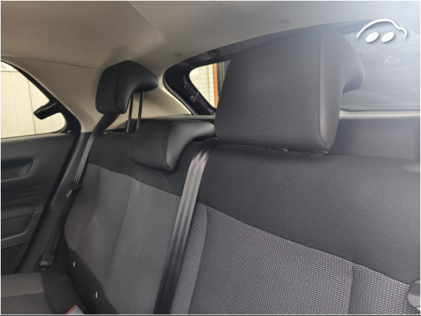 Citroen C4 Cactus 1.2 VTI 8