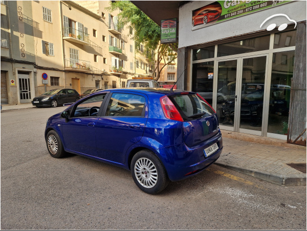 Fiat Punto  4