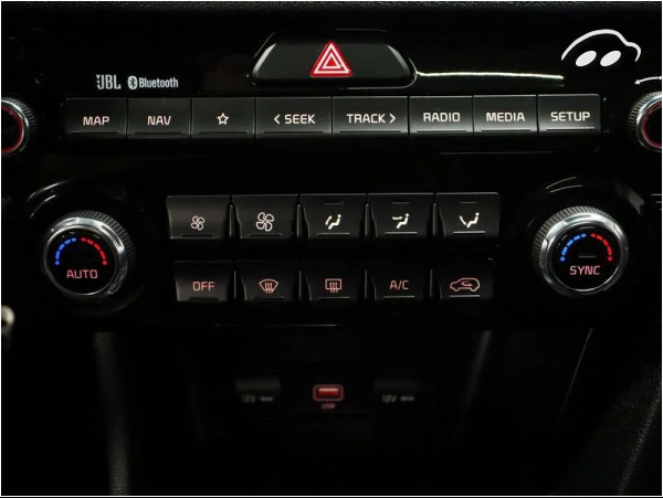 Kia Sportage 1.6 T-GDI LINE DCT 4X2 177CV 4