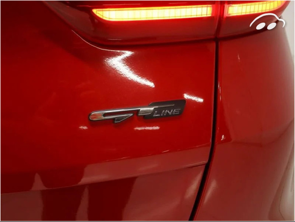 Kia Sportage 1.6 T-GDI LINE DCT 4X2 177CV 9