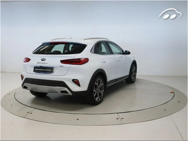 Kia XCeed 1.6 MHEV IMT TECH DCT 136CV 2