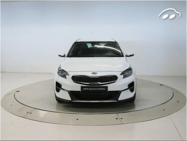 Kia XCeed 1.6 MHEV IMT TECH DCT 136CV 3