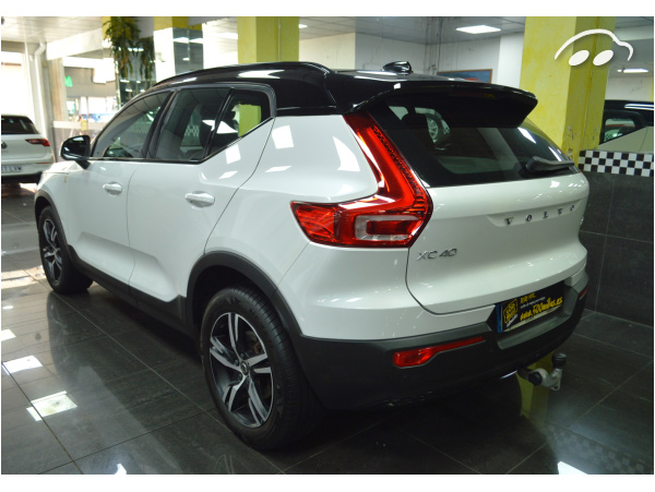 Volvo Xc40 2.0 B4 RDESIGN AWD 4