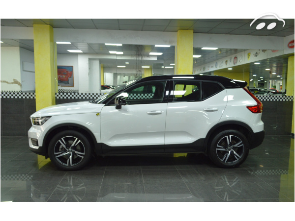 Volvo Xc40 2.0 B4 RDESIGN AWD 5