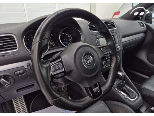 Volkswagen Golf GOLF R 8