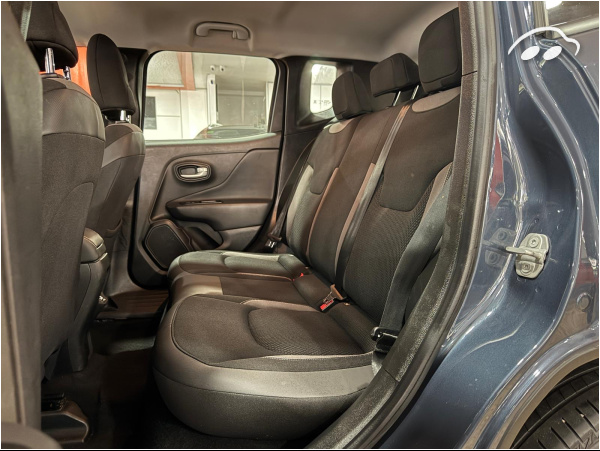 Jeep Renegade 1.5 HYBRID LIMITED AUTOMÁTICO  10