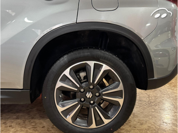 Suzuki Vitara 1.5 GLX 4WD STRONG HYBRID 12