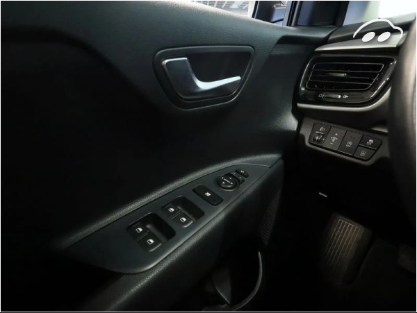 Kia Stonic 1.0 T-GDI MHEV IMT 74KW DRIVE 100CV 5P 7