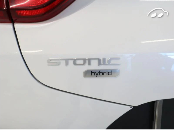 Kia Stonic 1.0 T-GDI MHEV IMT 74KW DRIVE 100CV 5P 10