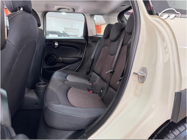 Mini Cooper 1.5 AUTOMÁTICO 5 P 9