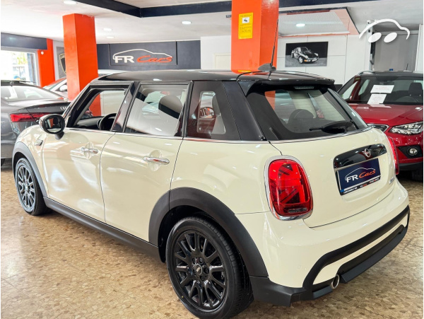 Mini Cooper 1.5 AUTOMÁTICO 5 P 4