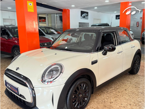 Mini Cooper 1.5 AUTOMÁTICO 5 P 3