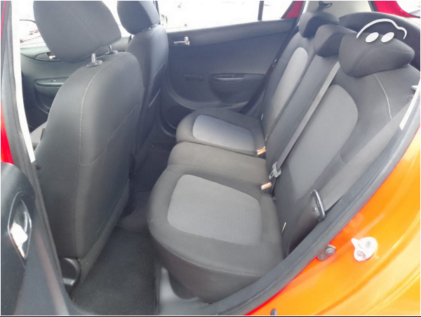 Hyundai i20 1.2 City S 9