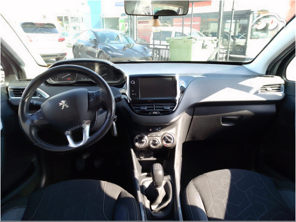 Peugeot 2008 1.6 HDI  8