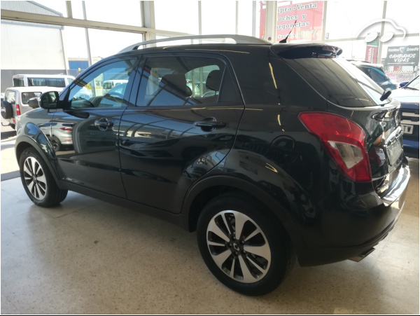 Ssang Yong Korando  2.0 1