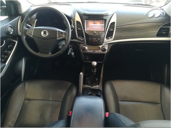 Ssang Yong Korando  2.0 5
