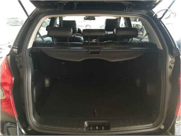 Ssang Yong Korando  2.0 8