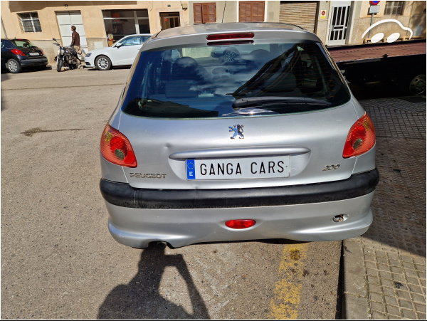 Peugeot 206 1.4i 4