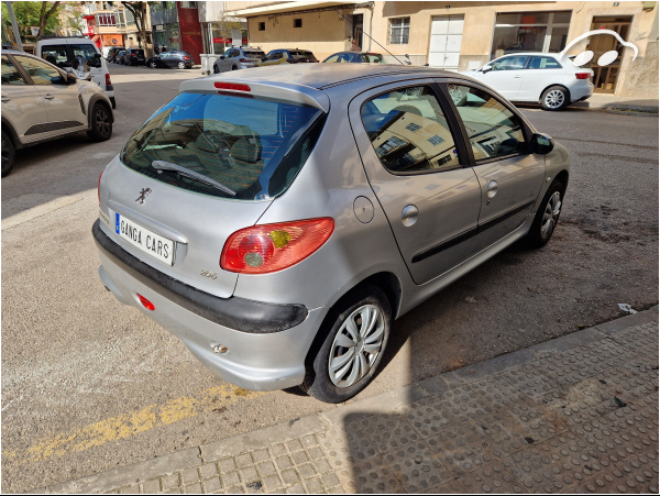 Peugeot 206 1.4i 5