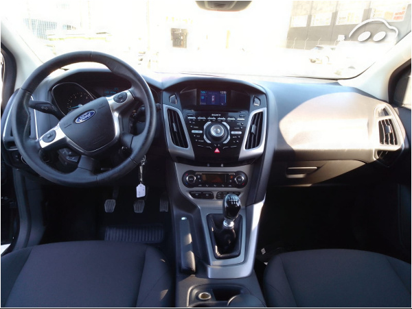 Ford Focus Titanium  7