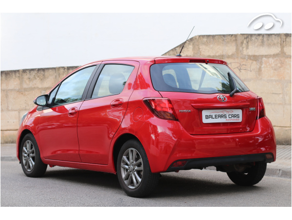 Toyota Yaris 1.0 2