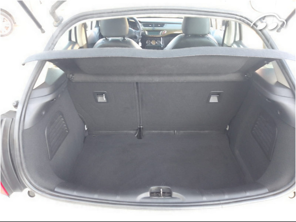 Citroen C3 1.6 HDI  8