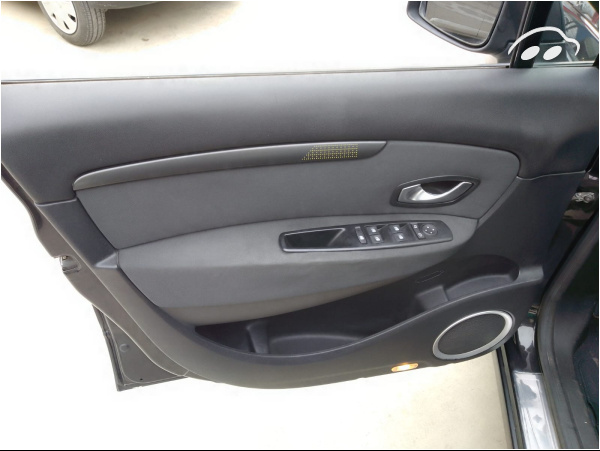 Renault Scénic 1.5 DCI  9